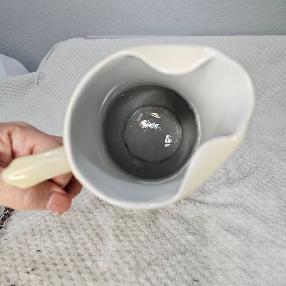 Vintage Pitcher Signed By Holder - Picture 5 of 8